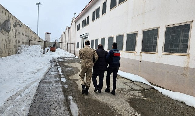 ارانان شاهيس اهيرده ياكالاندي