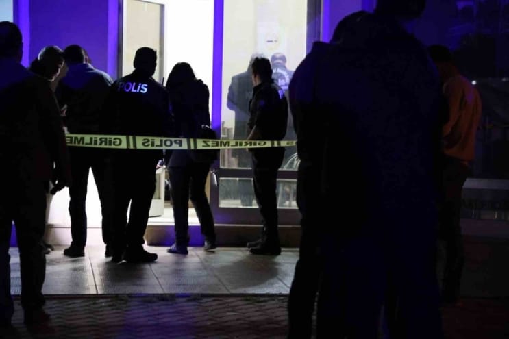 كونيا’ده ايني إیش يرينده إیكينجی جینايت!