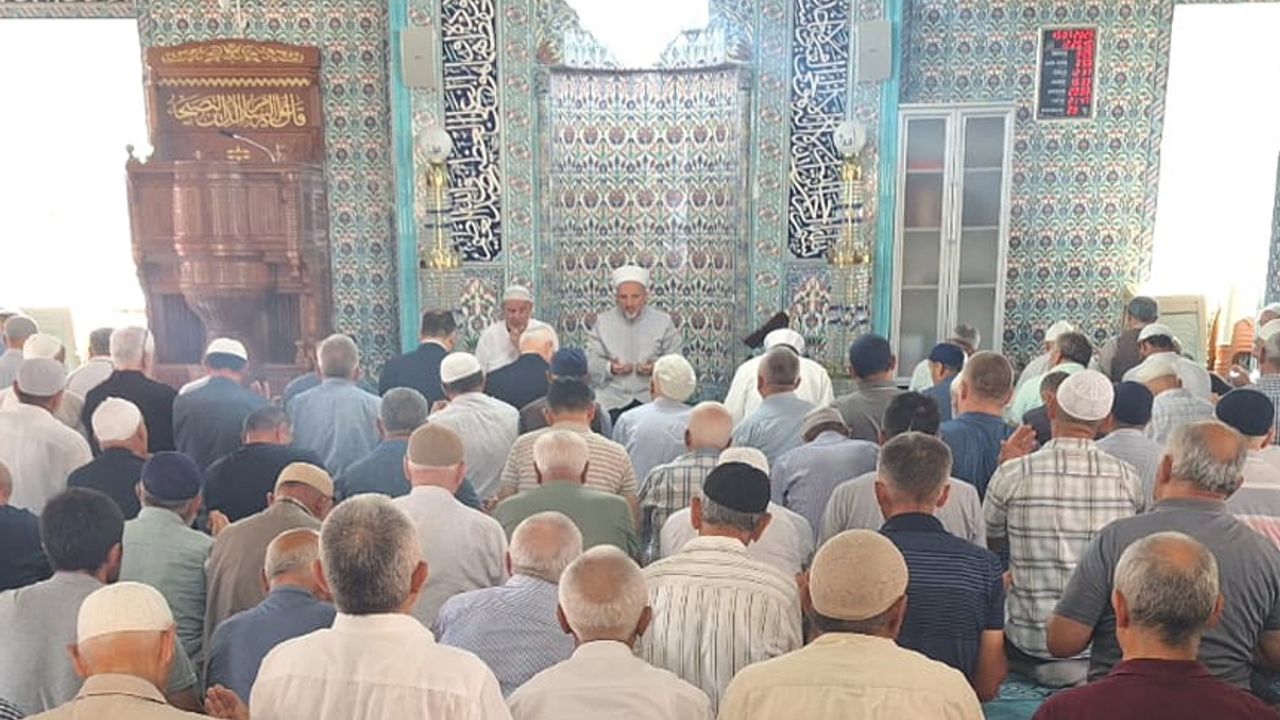 كيليچباي: ١٥ تموز ازيز ميلتيميزين إیمانله ديريليشيدر