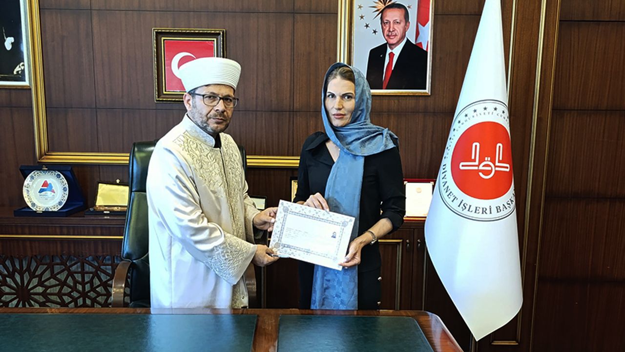 بينكول’ده إیلك “يهتيده مراسيمي” دوزنلندي