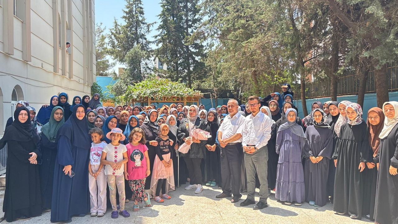 كازي شفكاتليوگلو، ادينين وريلديگي كور’ان كورسونده وگرنجیلرله بولوشتی