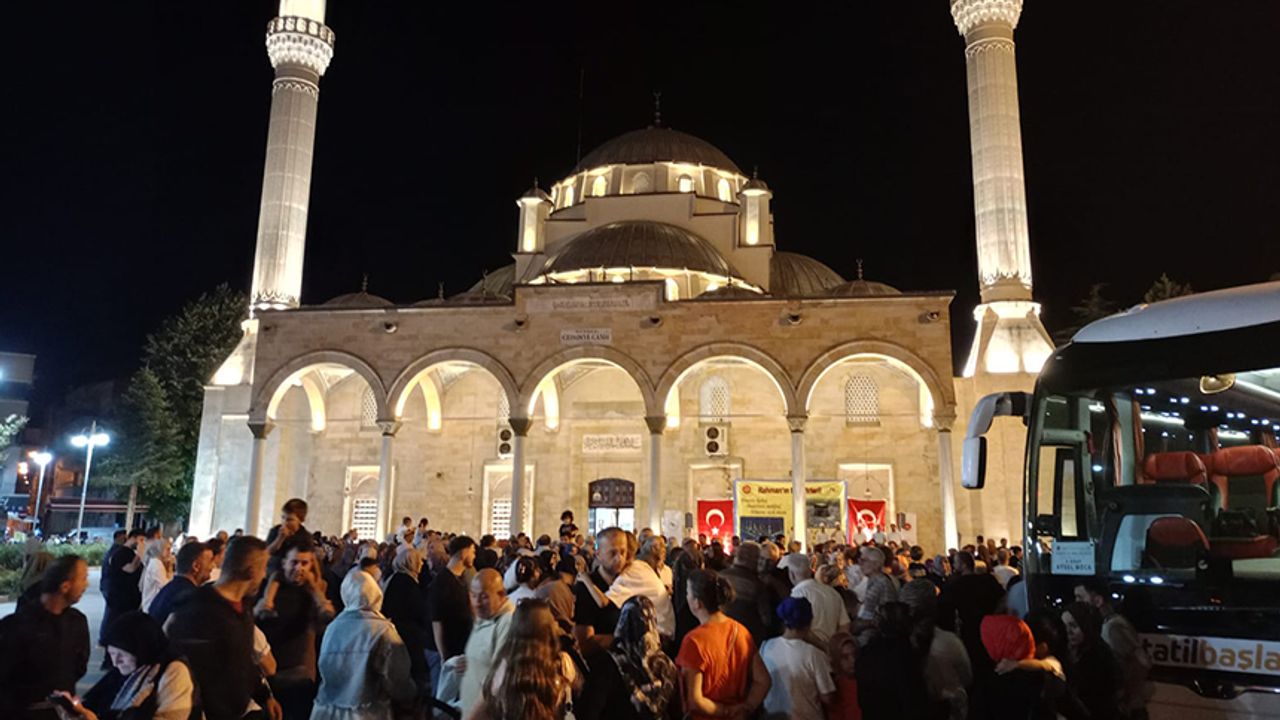 اومرجیلر دوز’دن دوالارله يوله چيكتي