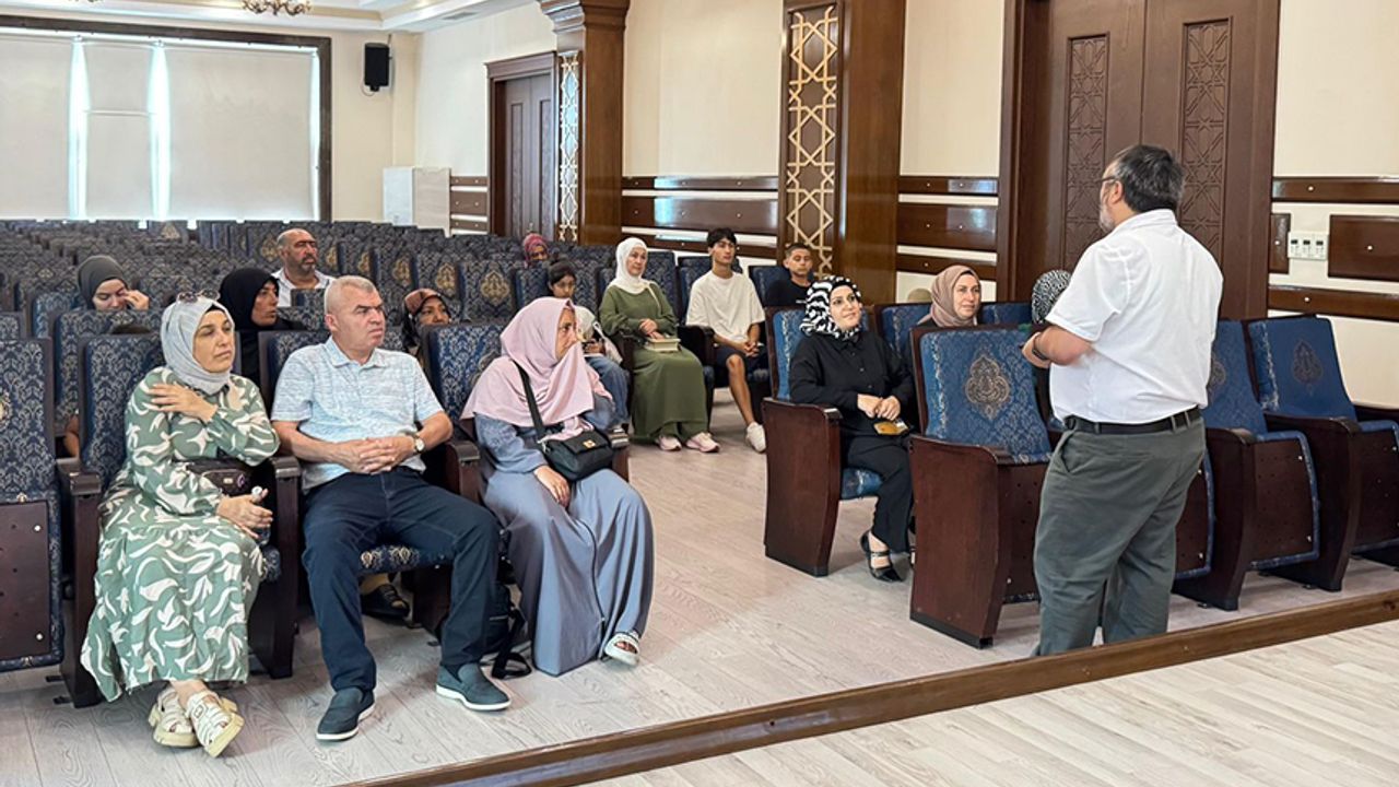 آطەنا’ده اومره حاضرليكلاري باشلادي