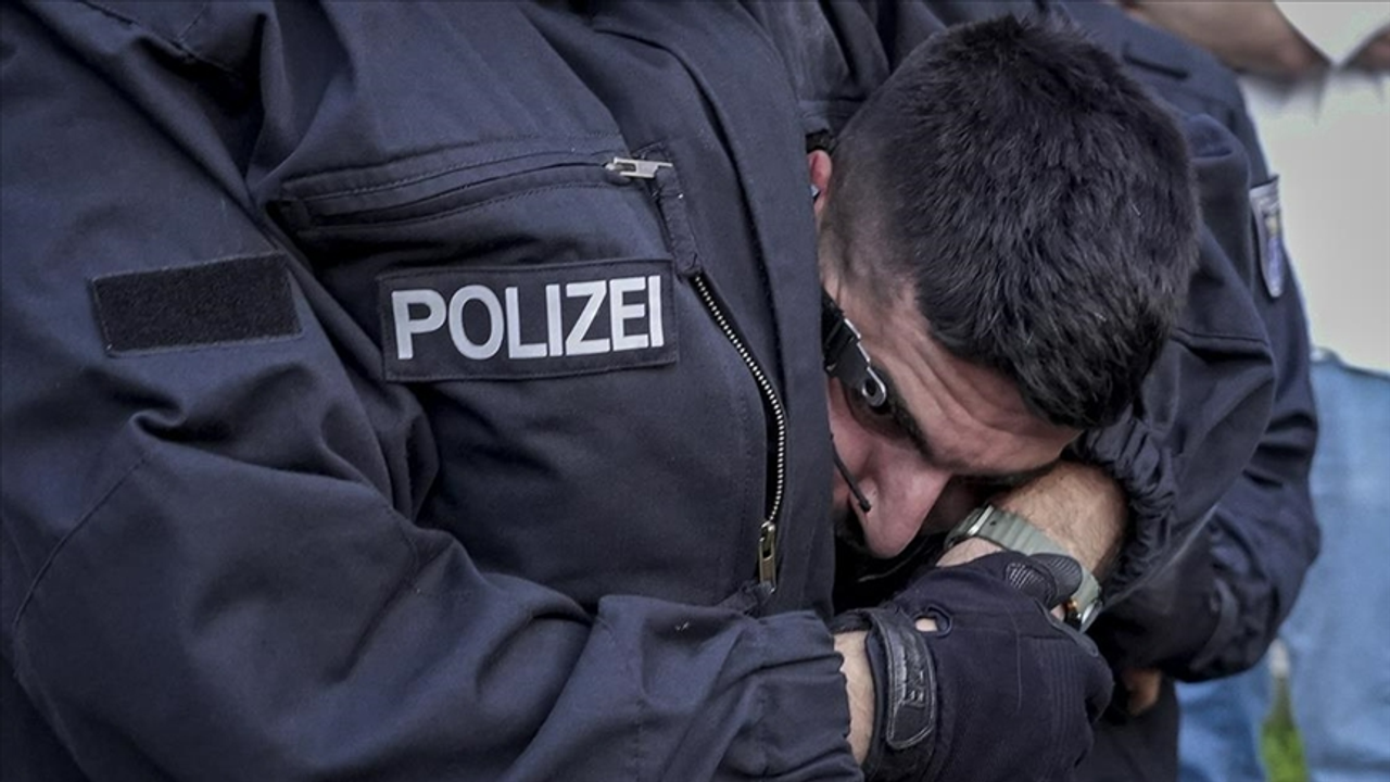 المانيا’داكي فيليستين اييلمينه پوليس موداهالسي