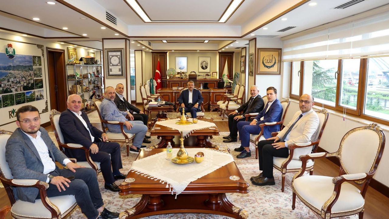 ايكشيوگلی واكفي، ريزه پروتوكولی إیله بير ارايه كلدي