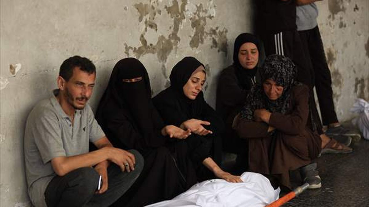 إیسرايل’ين كاززه سالديريلارينده ١١’ي چوجوك ڭ آز ٥٨ كيشي هاياتيني كايبتي