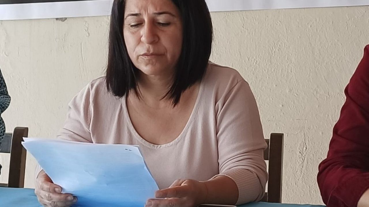 بس-ار: دورت كيشيليك ممور ايلسينين اچلق سينيري آغستوس’ته ٣٦ بين ٤٣٠ ليرايه يوكسلدي