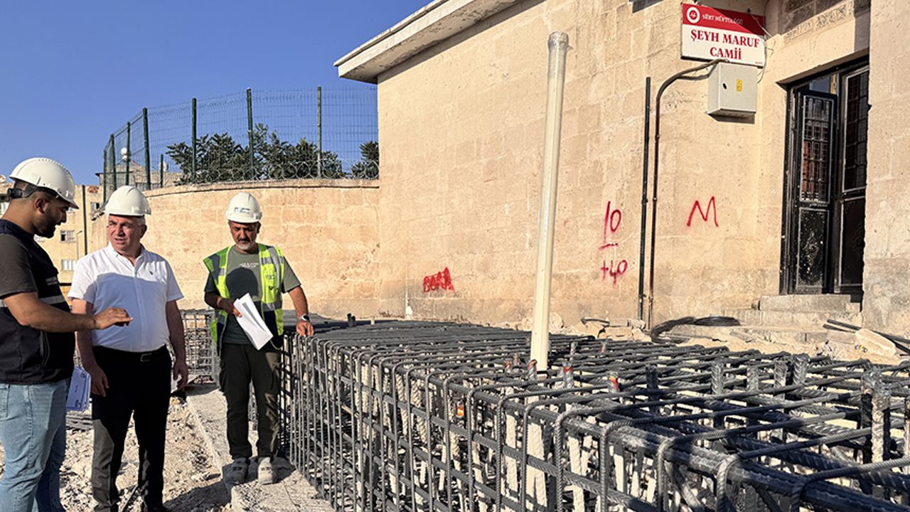 سييرت’ته ١٣٠ ييللق شايه ماروف جاميسي كنتسل دونوشومله كلگه تاشينييور