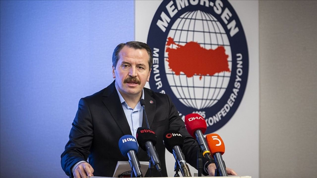 ممور-سن باشقاني: هاكم سورجی چيكماز سوكاك