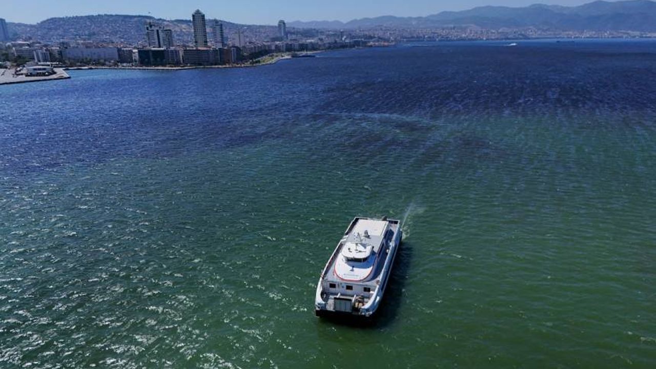 إیزمير كورفزي’نده بالق ولوملري باشلادي