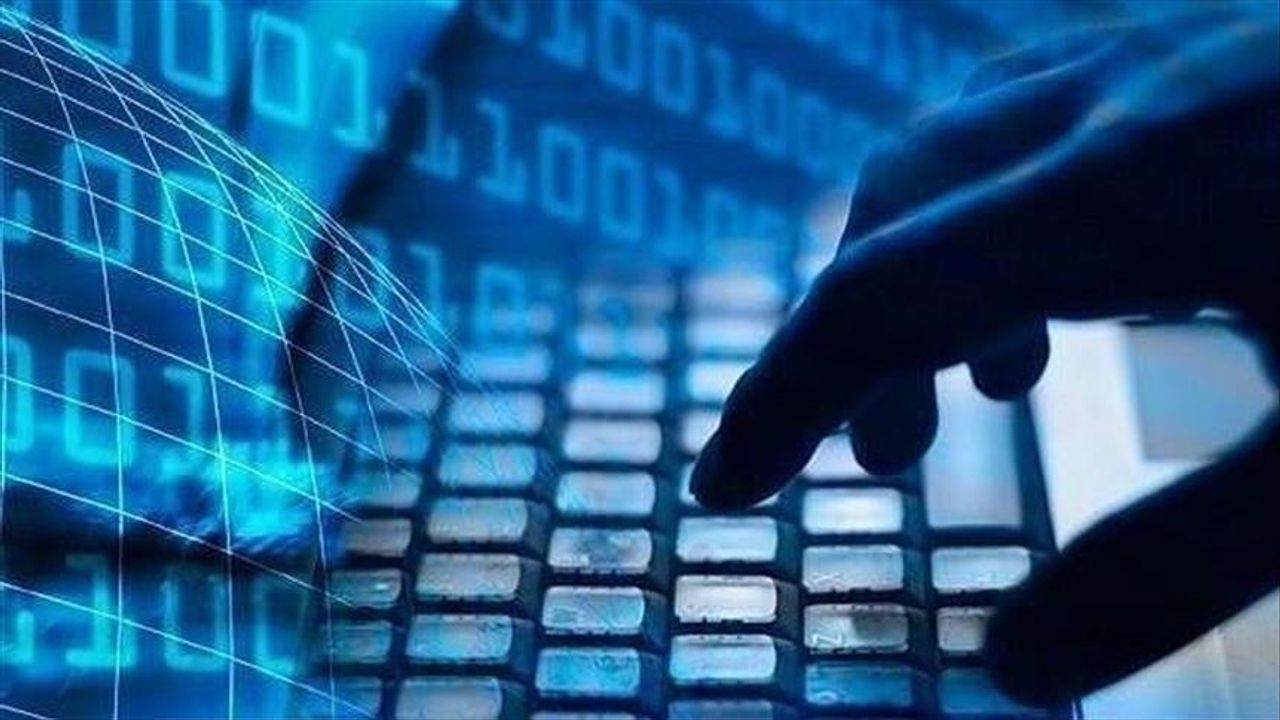 توركيي’ده إینترنت ڭ چوك سسلي و يازيلي إیلتيشيم إیله سوسيال مديه اماچلي كولانيلييور