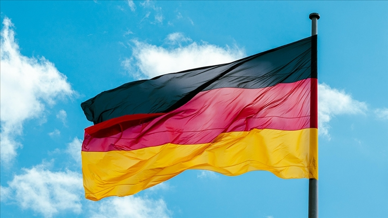 المان باسيني: روسيه اولكميزدكي ابد و ناتو سيلاه روتالاريني إیها’لارله كوزتلييور