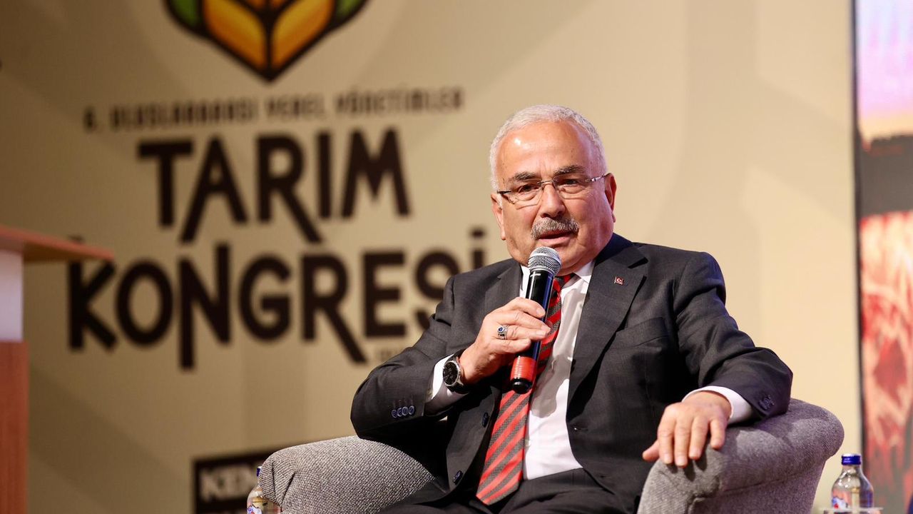 بلدييه باشقاني كولر ايرزوروم’ده تاريم كونكرسينده كونوشتی