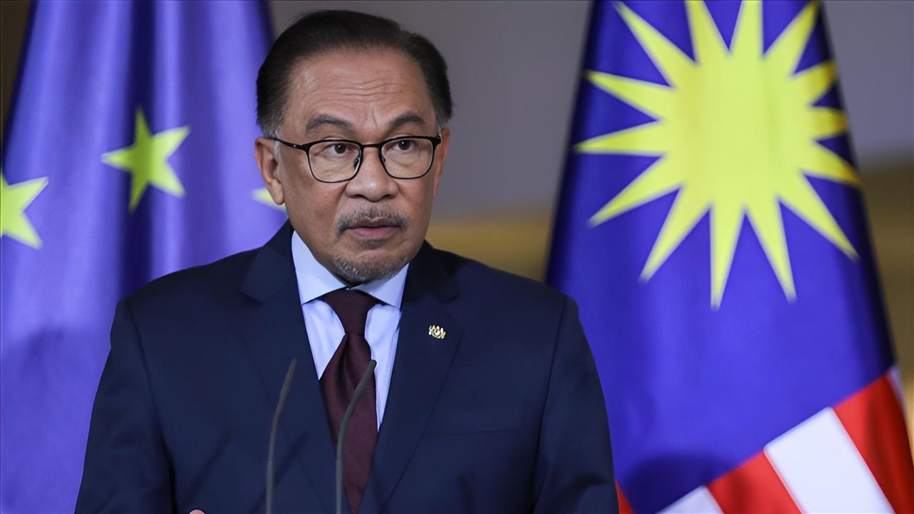 مالزيه باشباكاني اينور، كوزاي كوره ليدري كيم إیله سلاملاشتي