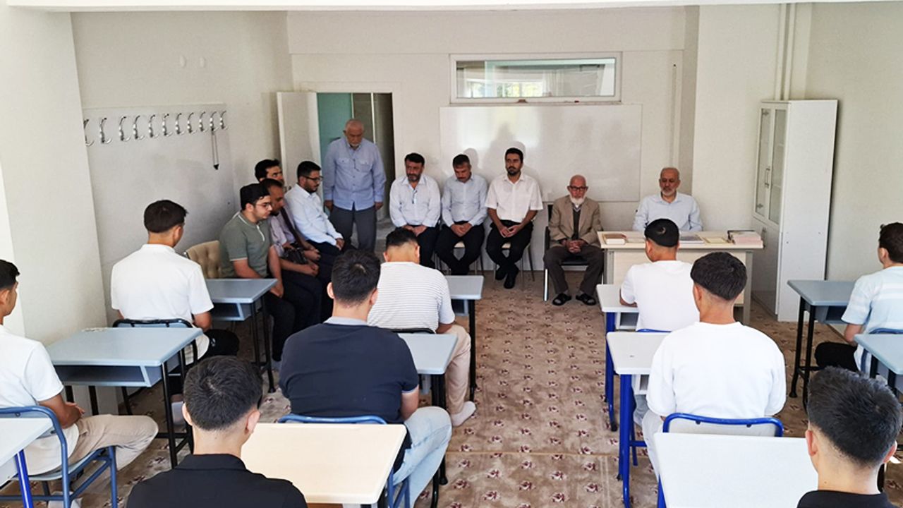 إیسپارتا’ده كنچلر كور’ان انلامه پروكرامينه باشلادي
