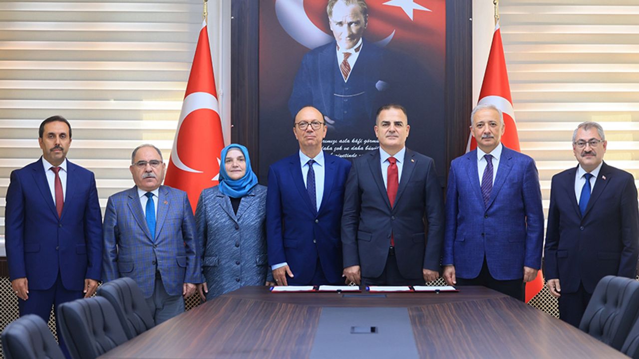 موگلا’ده كور’ان كورسی إیچين پروتوكول إیمزالاندي