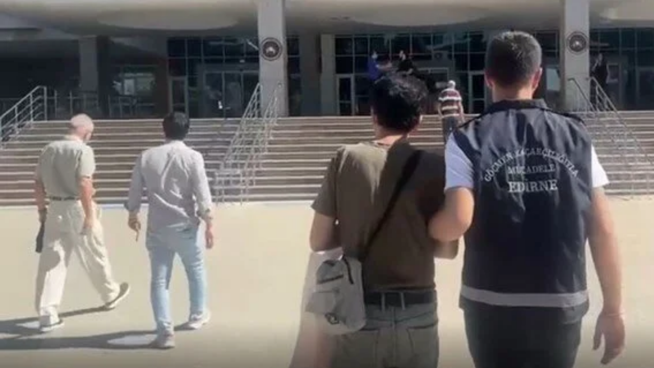 كيرالق ارابايله كاچييورلاردي! ايديرن’ده ياكالانديلار