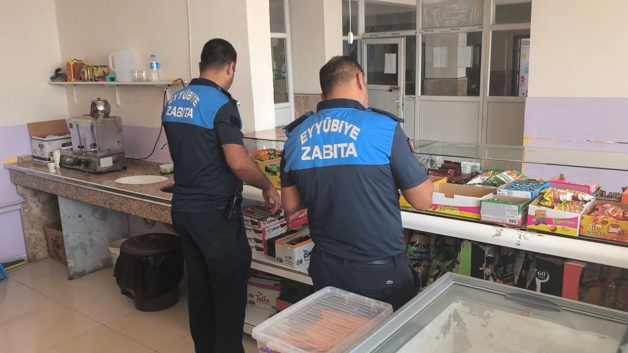 ايييوبييه بلدييسي’ندن اوكول كانتينلرينده سيكي دنتيم