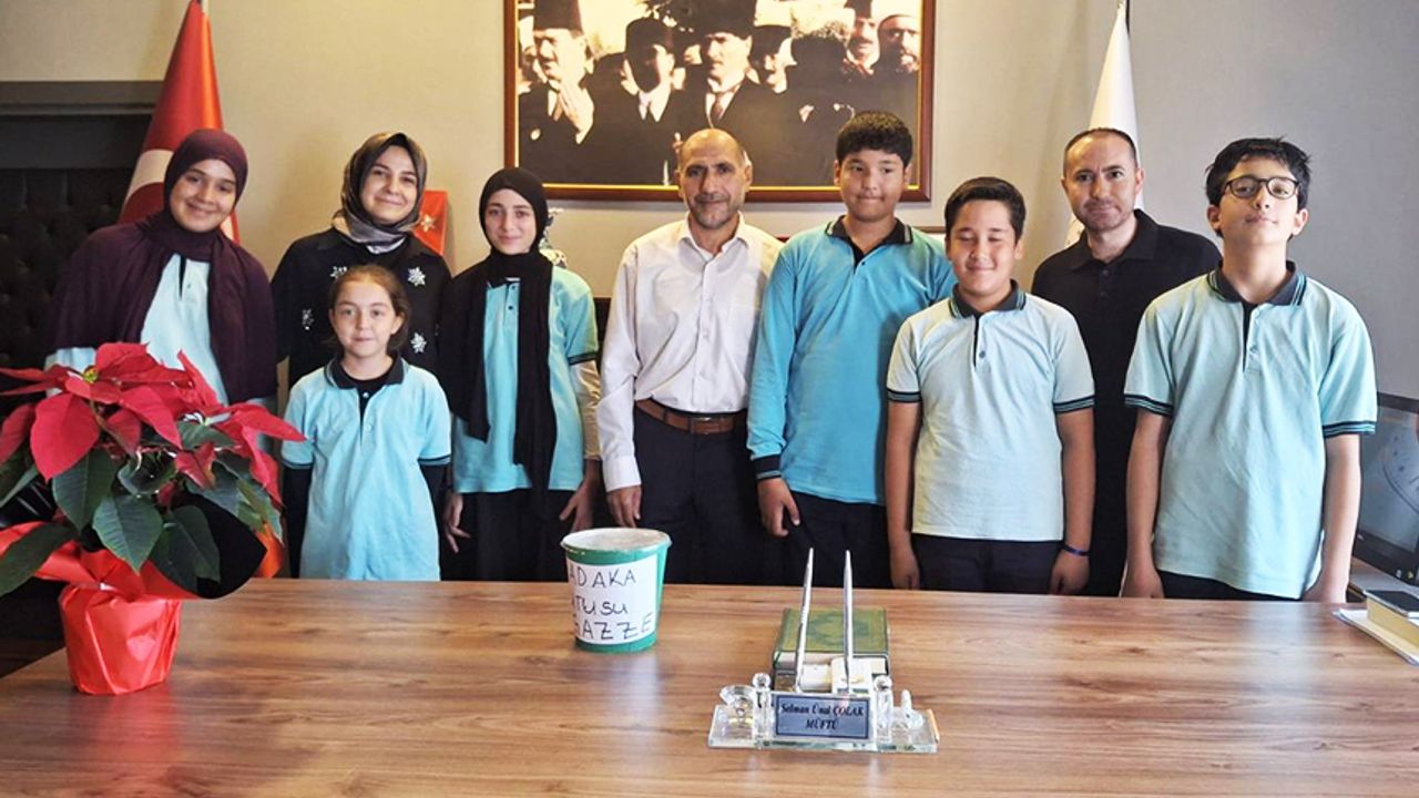 سايديكمرلي وگرنجیلردن فيليستين’ه دستك