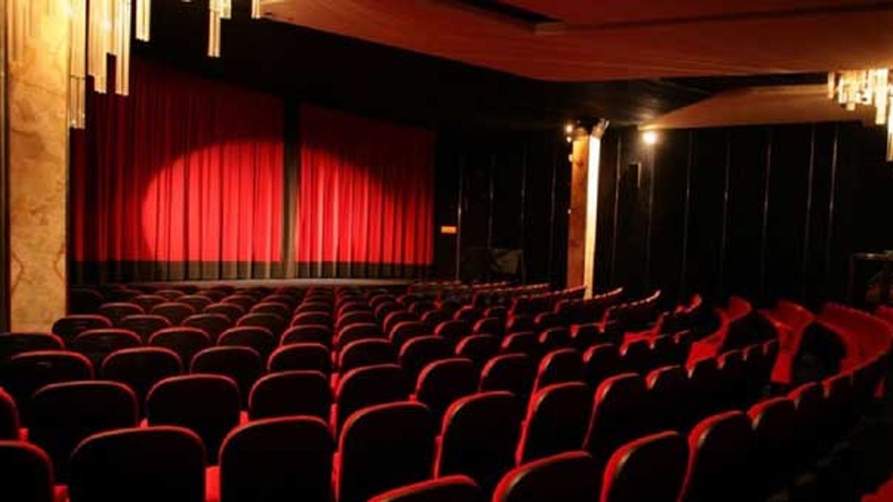 إیزمير’ده سانات دولی بير هافته ياشاناجاك