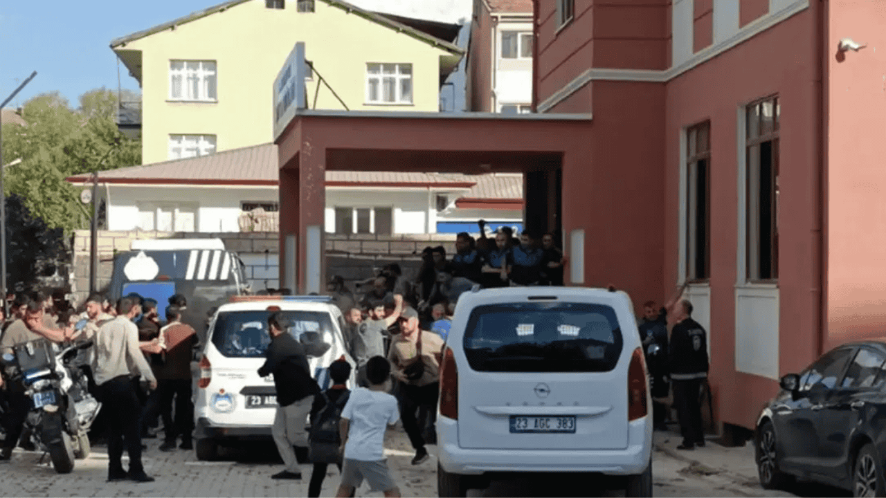 ايلازيگ’ده فوركان هاركتي’ندن زابيتايه باسكين