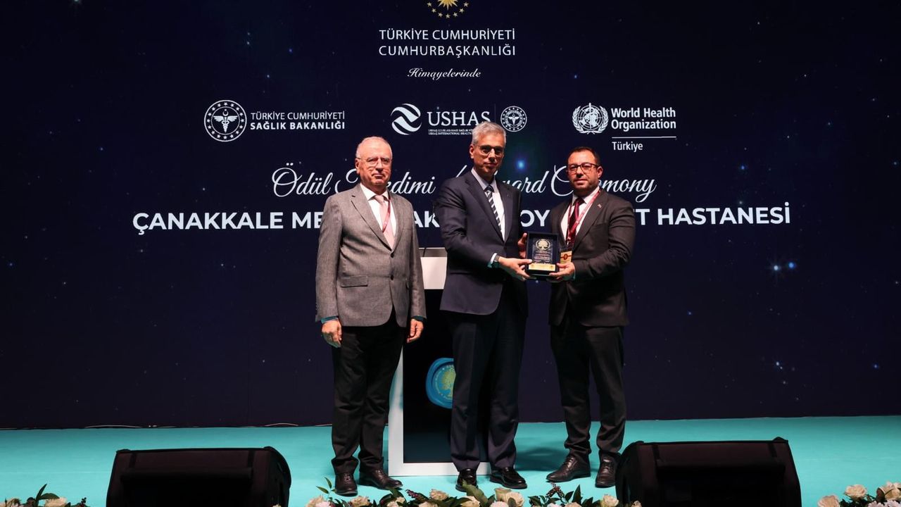 بوتونجول تيپته ليدرليك: چاناكاله مهمت اقيف ايرسوي هاستانسي توركيي’ده إیلك ١٠’ده