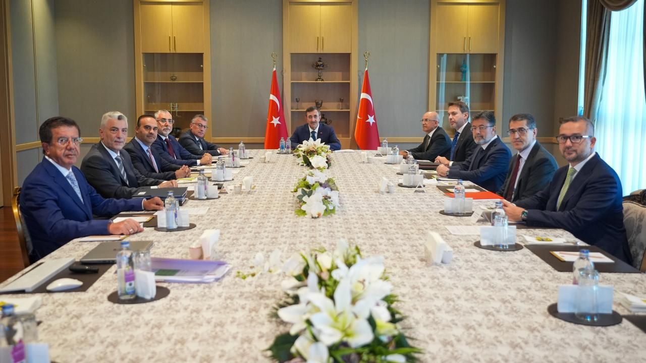 ايكونومي كورديناسيون كورولی توپلاندي