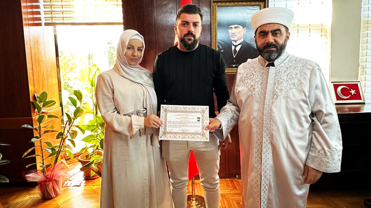 سيربيستانلي كنچ، طرابزون’ده موسلومان اولدی