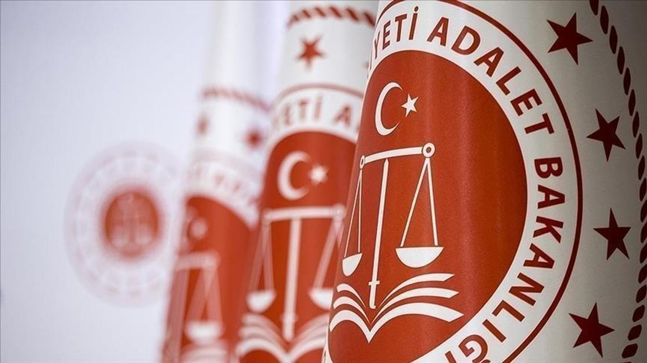 ايش جینسل ايوليليك تورني ياپانلاره ٤ ييله كادار هاپيس زاسي كلييور!