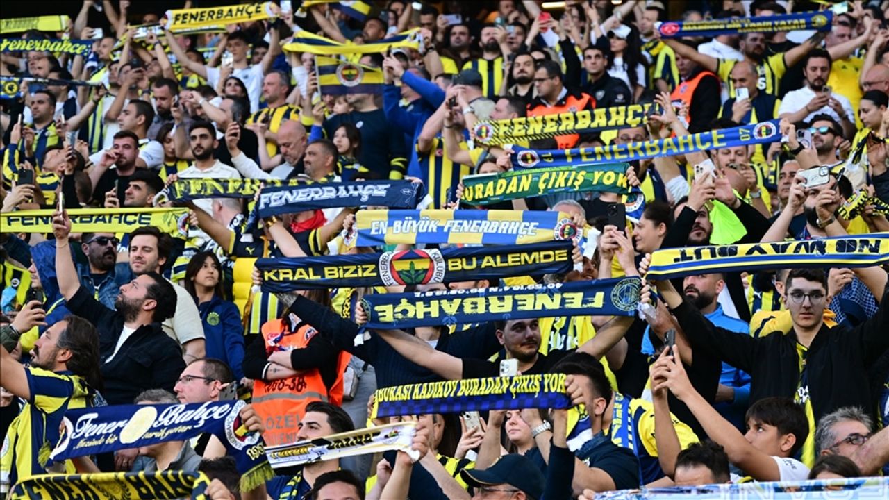 ‏فنار ‏باغچه’ده كومبينه هايجاني ينيدن باشلييور: ساتيشلار ساعت ١١.٠٠’د!