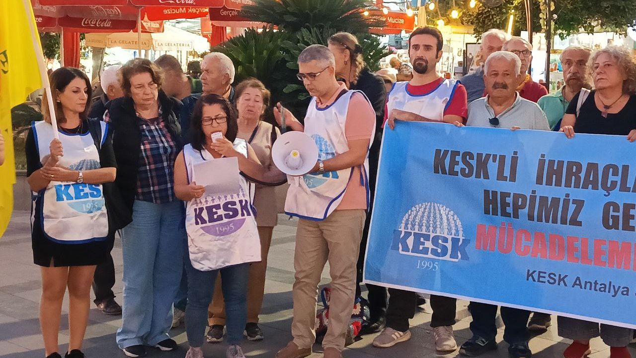 كسك انتاليه شوبلر پلاتفورمو’ندان يورويوشه دستك: إیشيميزي كري الاجاگيز، بيز كازاناجاگيز!