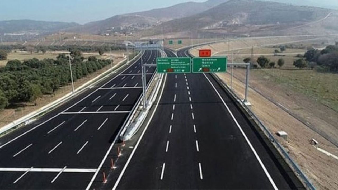 قرە يولارينده دوروم ( ٢١ ايكيم ٢٠٢٥ )