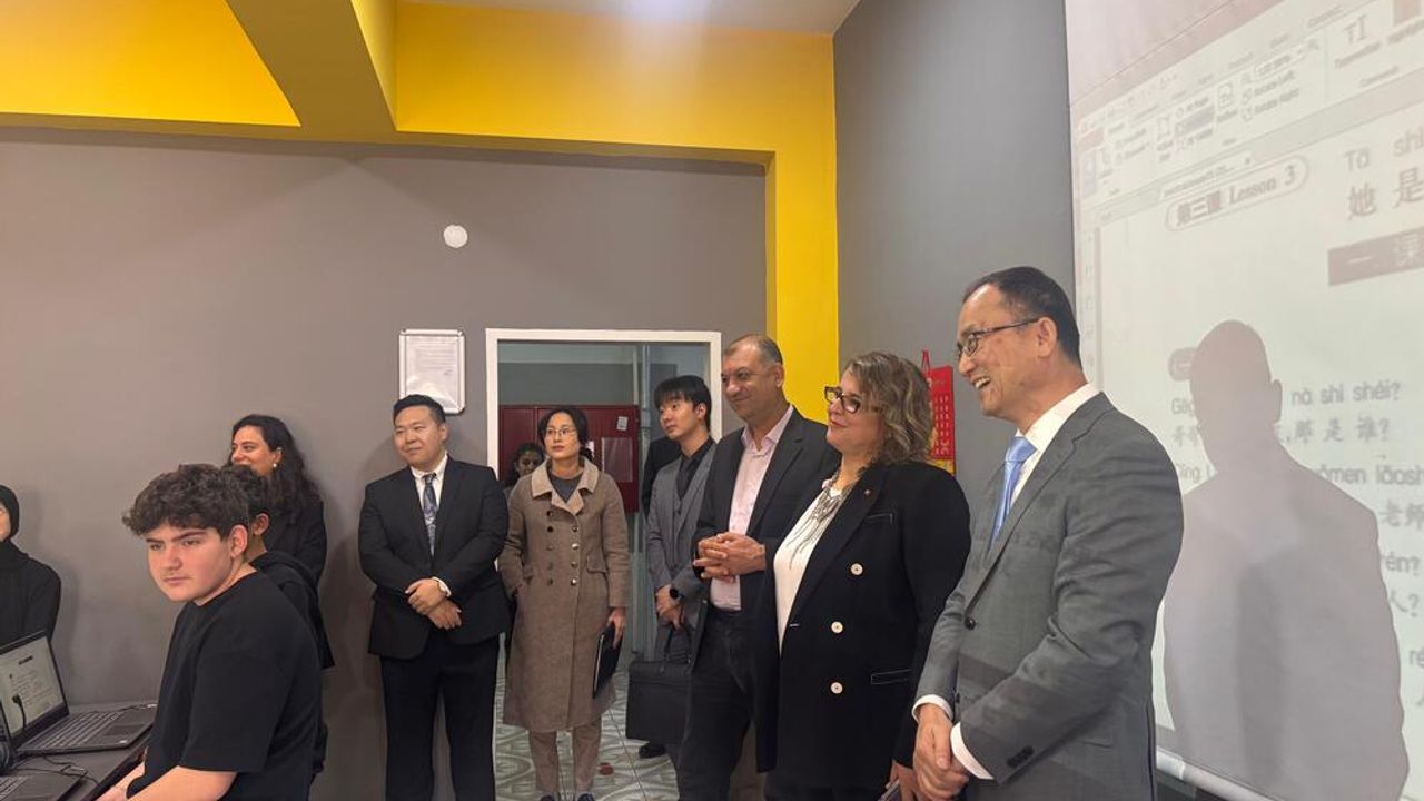 چين بويوكلچيسي كسوبين، وگرنجیلرله ‘انكارا’نين تاشينه باك’ شاركيسيني سويلدي