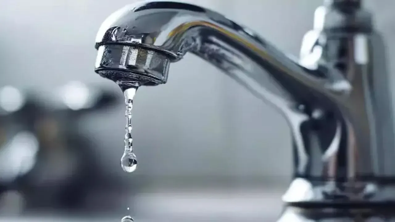 انكاراليلار ديكات: بير إیلچده سی كسيلك!