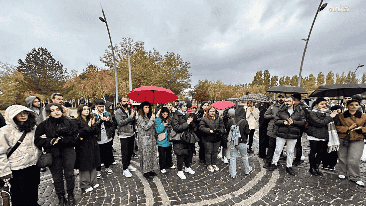 وان’ده وگرنجیلر ١٠ گوندور اييلمد: كورومه اقلامه فايلري ياركيله