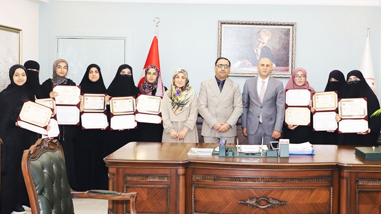 دوگوبايازيت’ته هافيزلار بلكلرينه كاووشتی