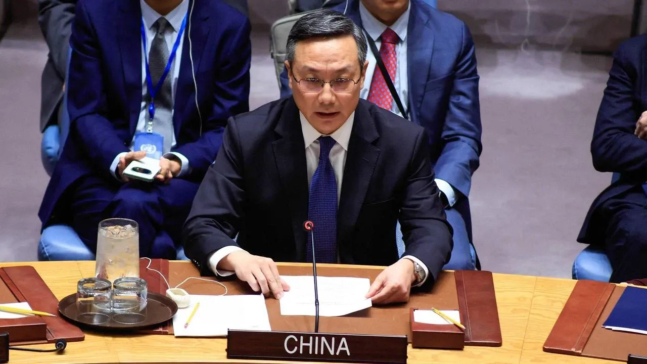 ونزولا’نين إیچ إیشلرينه هر تورلی موداهالايه كارشيييز