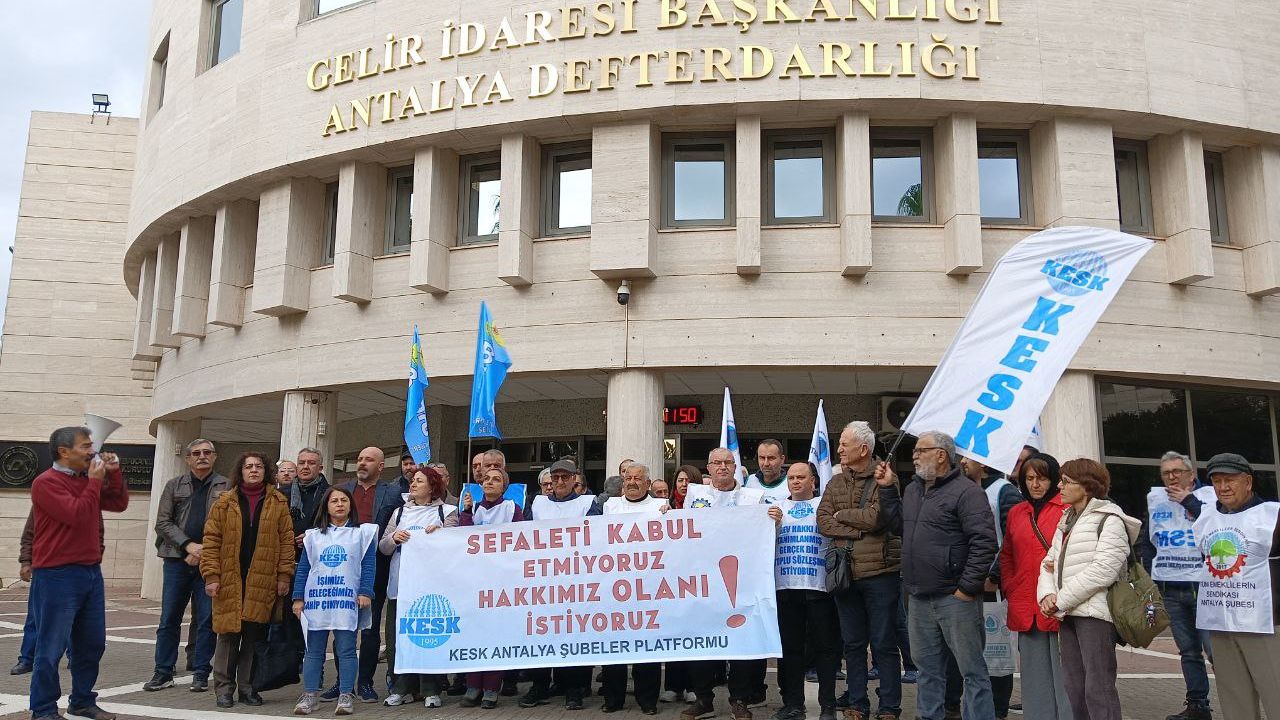 كسك’تن انتاليا٢ده تويك پروتستوسو: بی ساهته اينفلاسيونله يوقسولوگه ماهكûم ايديلييوروز