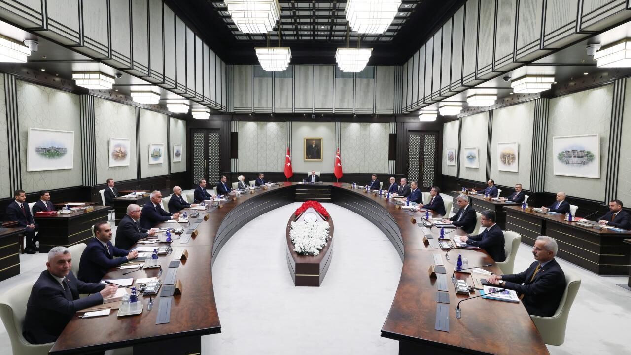 كابينه توپلانييور: ماساده هانكي كونولار وار؟