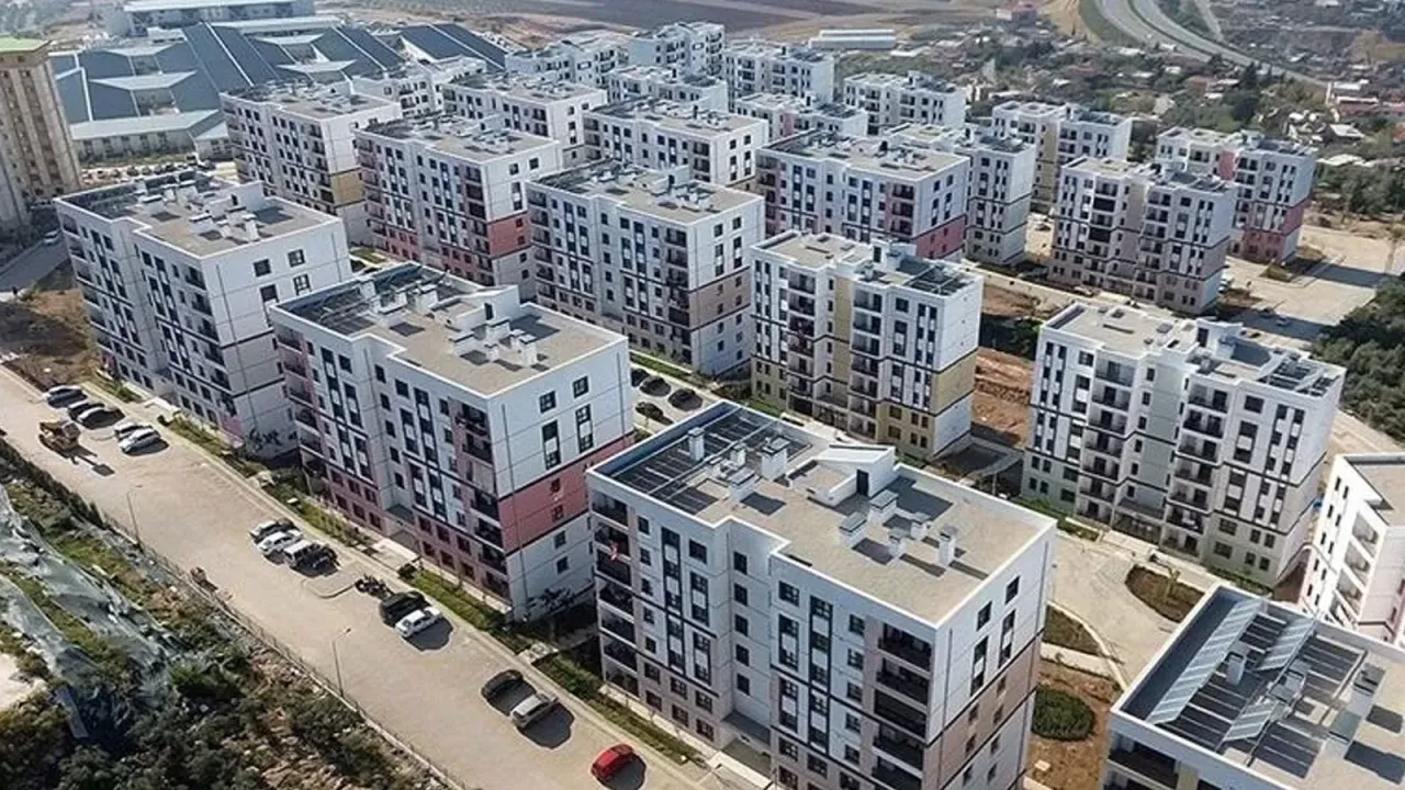 ‏اسلامبول’داكي ٥٠٠ بين سوسيال كونوت إیچين كورالار بوكون ياپيلاجاك!