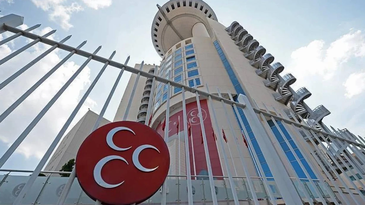 مخپدە بر ایل تشکیلات داها فەسهەدیلدی!