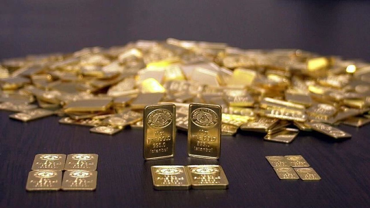 آلتینڭ غرامی ٧ بیڭ ١٣٩ لیرەدن ایشلم گورویور – Altının gramı 7 bin 139 liradan işlem görüyor