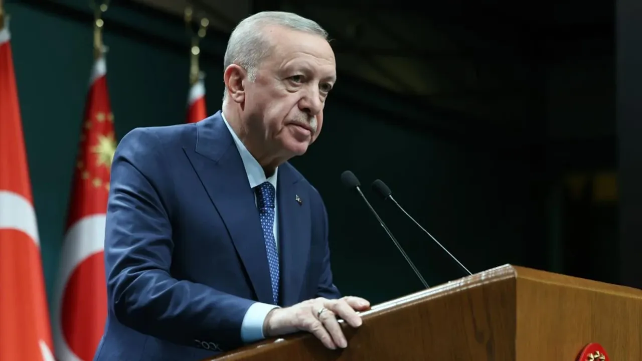 جمهورباشقانی ارطوغان: تورك سیاسدنده دونوم نقطەسیندهز – Cumhurbaşkanı Erdoğan: Türk siyasetinde dönüm noktasındayız