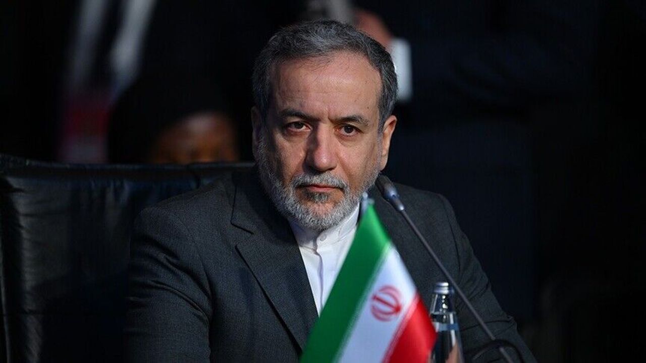 اراقچی: هم صاواشی هم دیپلوماسییی قزاندك