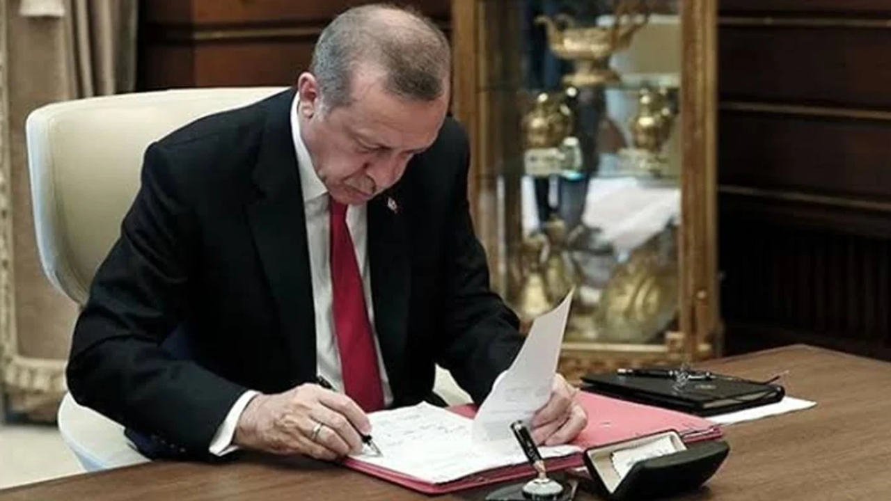ارطوغان امضالادی: ویزه معافیتی قراری رسمی غزتەدە! – Erdoğan imzaladı: Vize muafiyeti kararı Resmi Gazete’de!