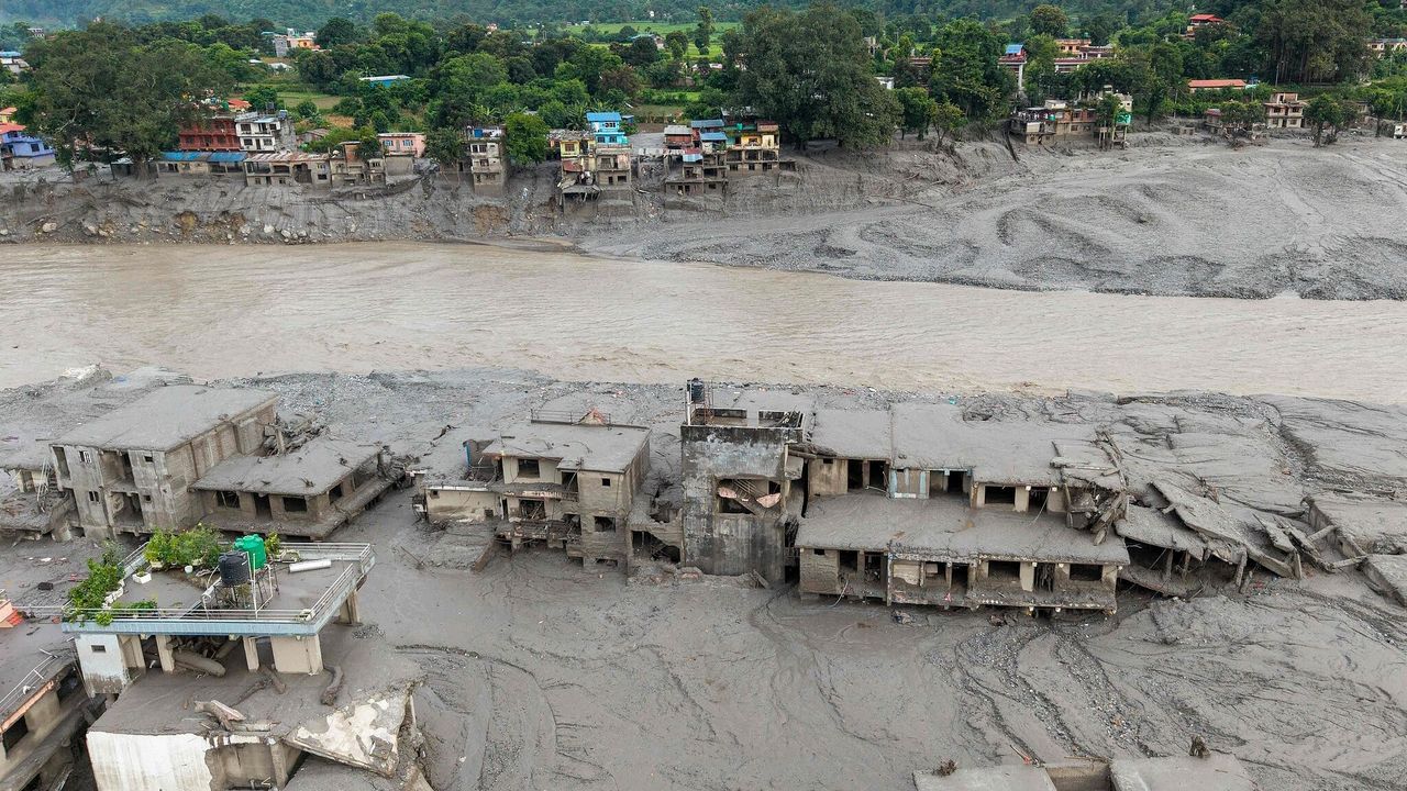 نپالدە هیلان فلاکدی: ١٧٧ أولو، یوزلرجە غائب! کسیدن سفربرلك تعلیماتی – Nepal’de heyelan felaketi: 177 ölü, yüzlerce kayıp! Xi’den seferberlik talimatı