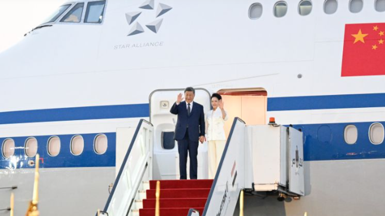 وانك یی: شینڭ قیرغیزستان و مصر زیارتلری ویریملی گچدی – Wang Yi: Xi’nin Kırgızistan ve Mısır ziyaretleri verimli geçti