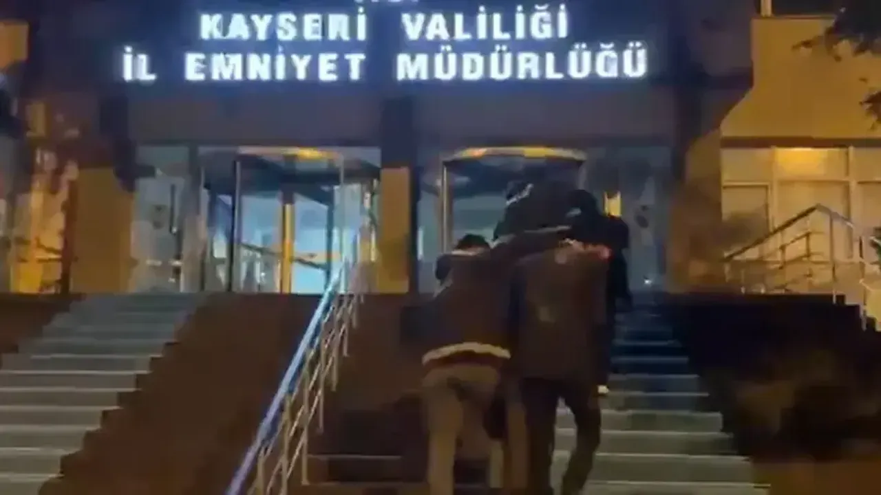 قیصری مرکزلی ٦ ایلدە اویوشدیروجی اوپەراسیونی: ٢٣١ گوز آلتی – Kayseri Merkezli 6 İlde Uyuşturucu Operasyonu: 231 Gözaltı