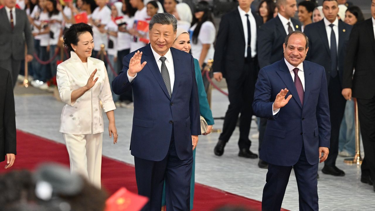 شی ژڭپڭك دولت زیارتی صوڭرەسی مصردن آیریلدی – Xi Jinping devlet ziyareti sonrası Mısır’dan ayrıldı