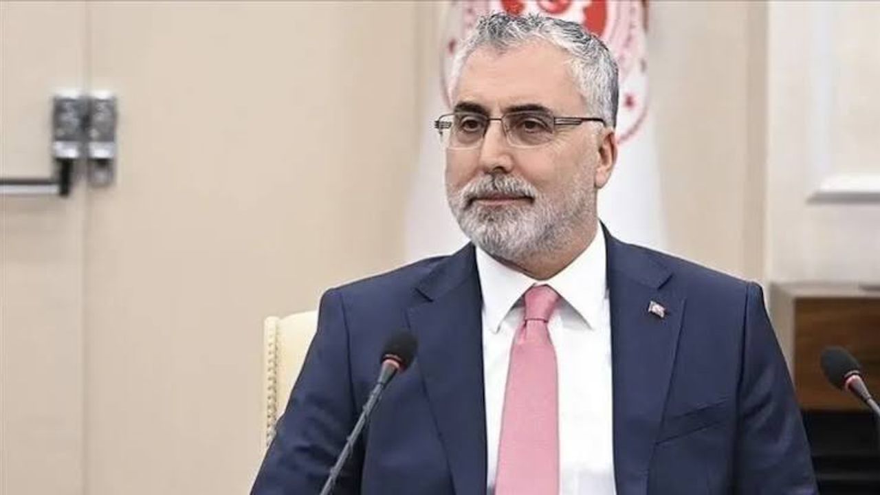 باقان ایشیقخان: ٢٠٢٩ە قدر ٢،١ میلیون علاوه استخدام هدفی – Bakan Işıkhan: 2029’a kadar 2,1 milyon ilave istihdam hedefi